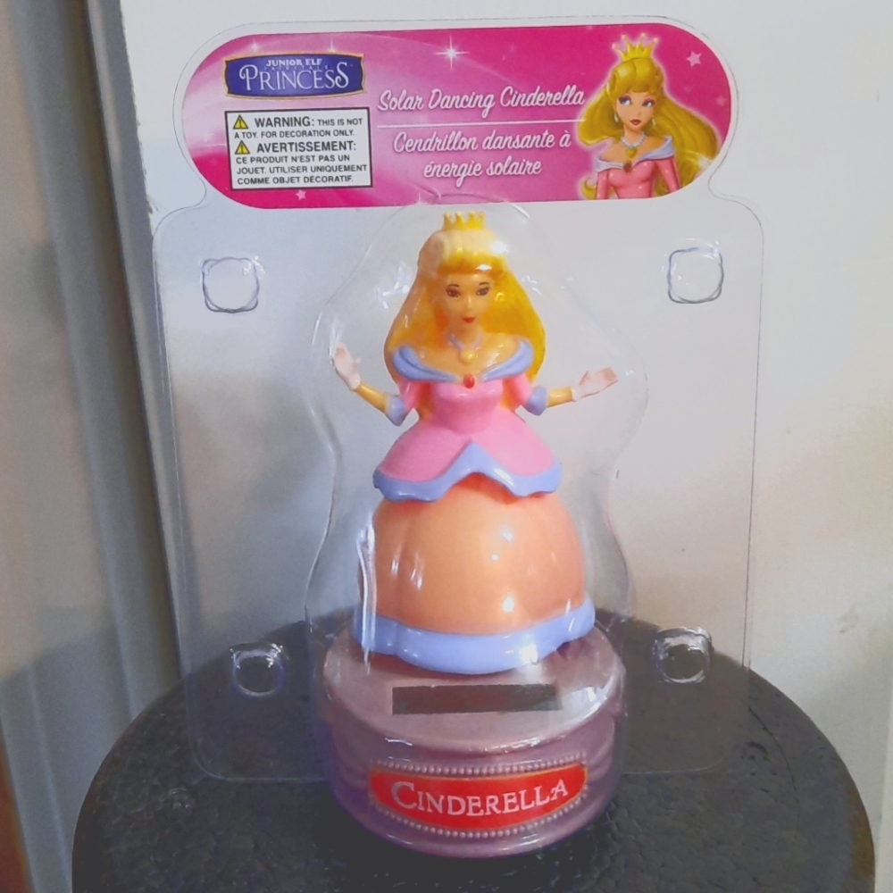 Solar Dancing Cinderella
